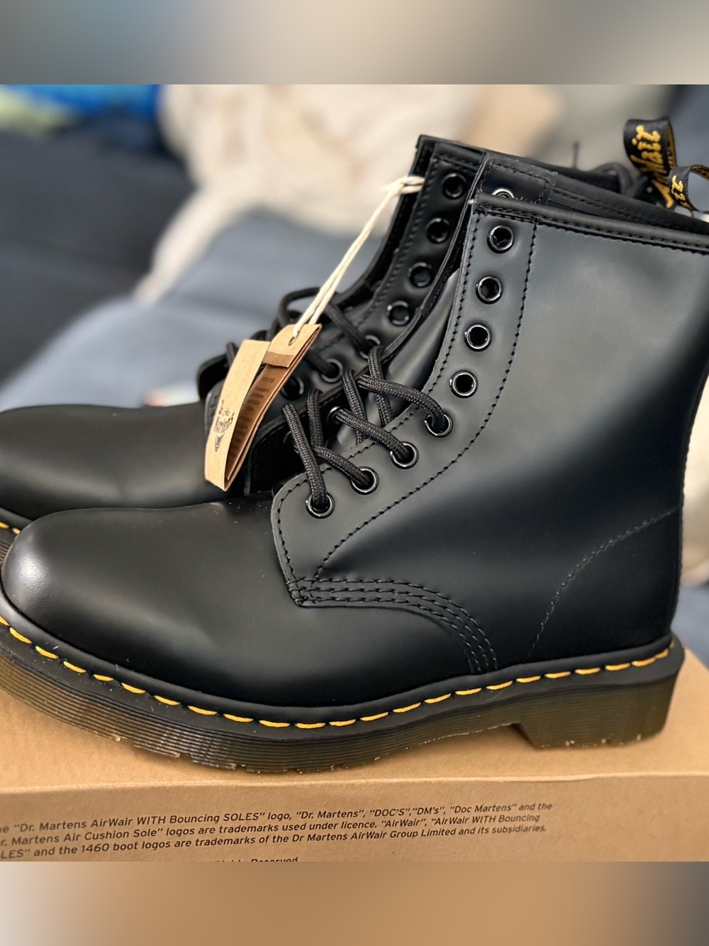 Dr. Martens 1460 Smooth Leather Lace-Up Boots Women/Men/Unisex